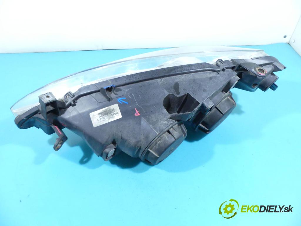 Peugeot 307 2.0 16v 136 HP manual 100 kW 1997 cm3 5- Reflektor: pravý  (Pravé)