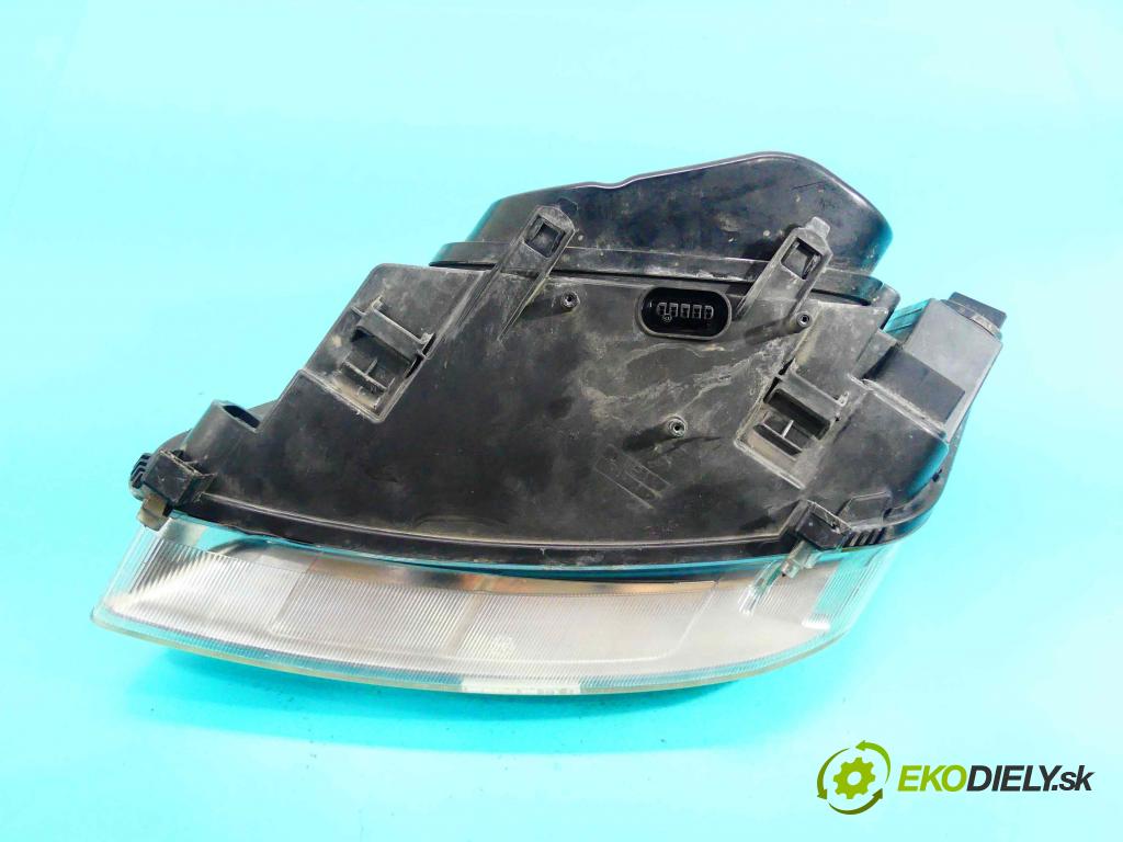 Ford C-Max I 2003-2010 2.0 tdci 136 HP manual 100 kW 1997 cm3 5- Reflektor: pravý  (Pravé)