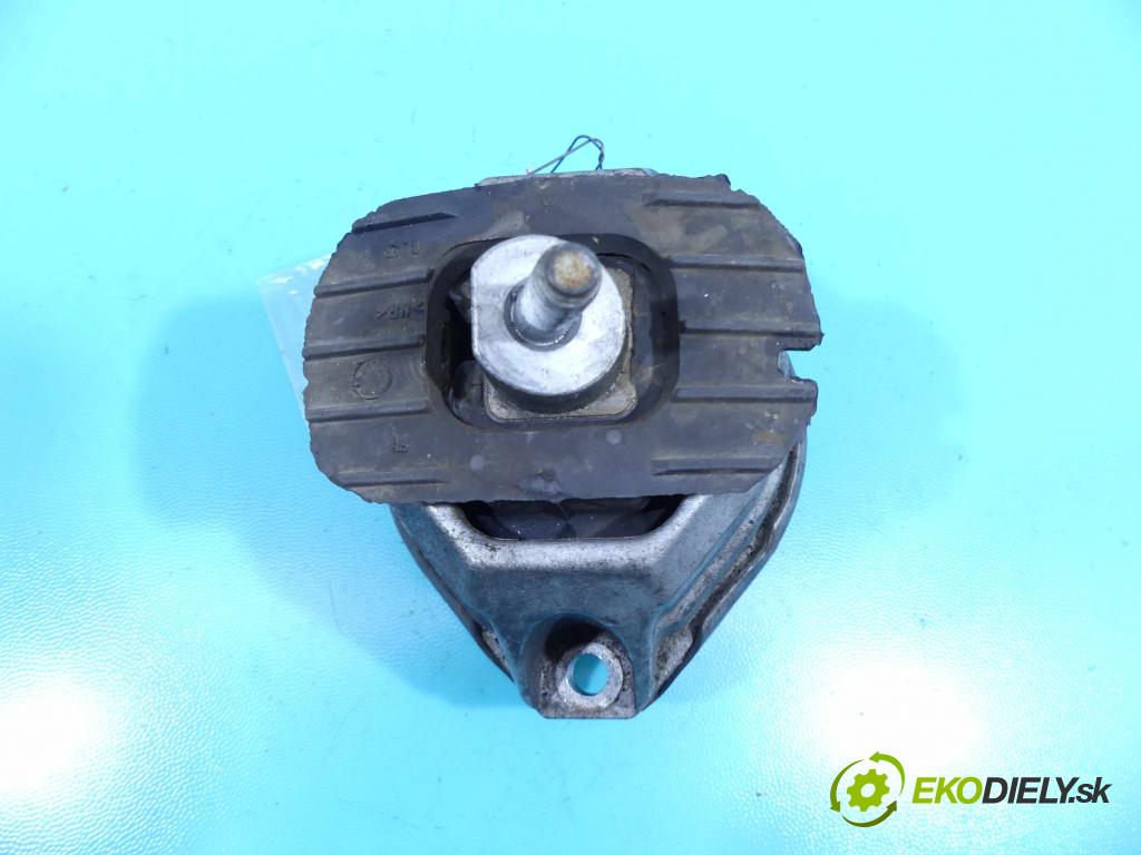 Bmw 5 E60 2003-2010 3.0d 218 HP automatic 160 kW 2993 cm3 5- airbag motora  (Držiaky motora)