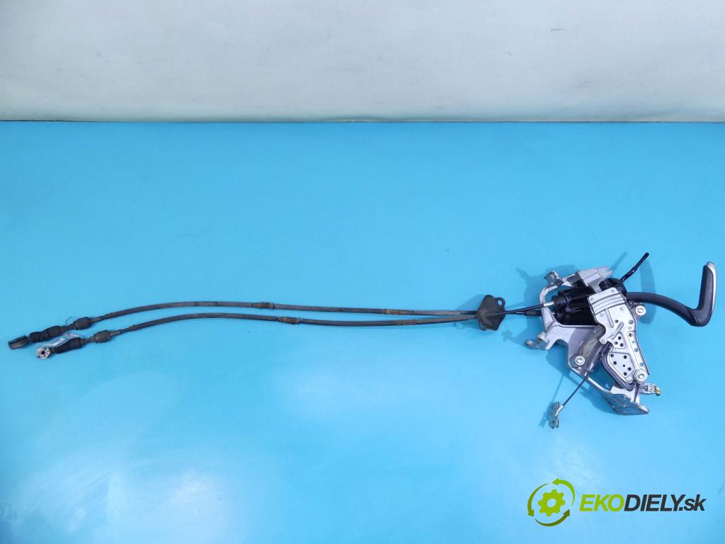 Honda Civic VIII 2006-2011 1.8 16v 140 HP manual 103 kW 1799 cm3 4- Páka: Změny: stupeň,rýchlosť  (Rýchlostné páky / kulisy)