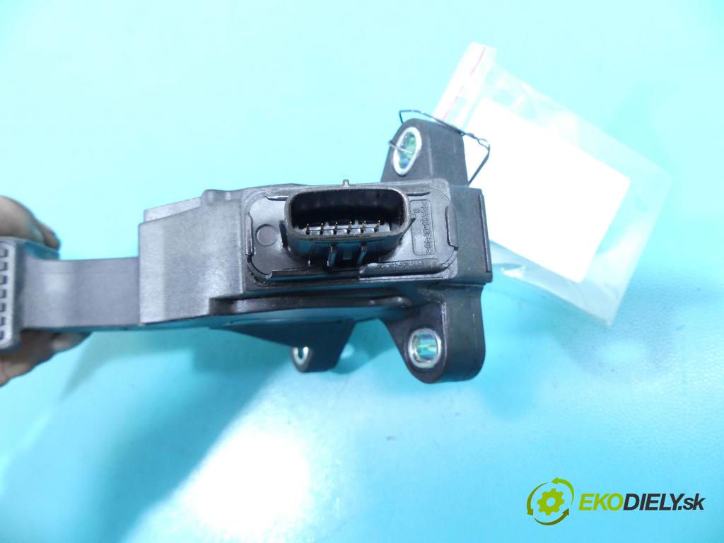 Citroen C1 II 2014-2022 1.0 72 HP manual 53 kW 998 cm3 5- pedále 78110-0H050 (Pedále)