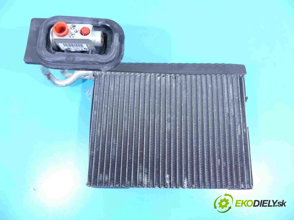 Bmw X5 E70 2006-2013 3.0d 306KM automatic 225 kW 2993 cm3 5- radiator 9187630 (Radiátory kúrenia)