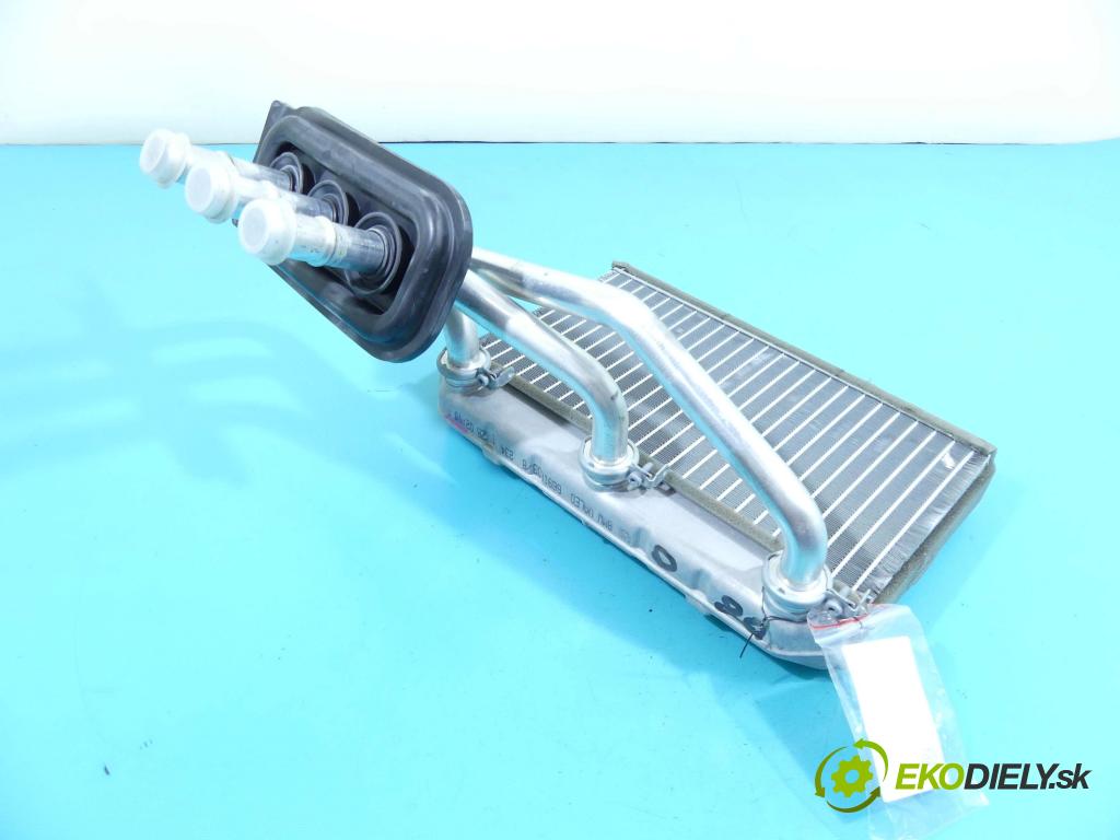 Bmw X5 E70 2006-2013 3.0d 306KM automatic 225 kW 2993 cm3 5- radiator 669180B/B (Radiátory kúrenia)