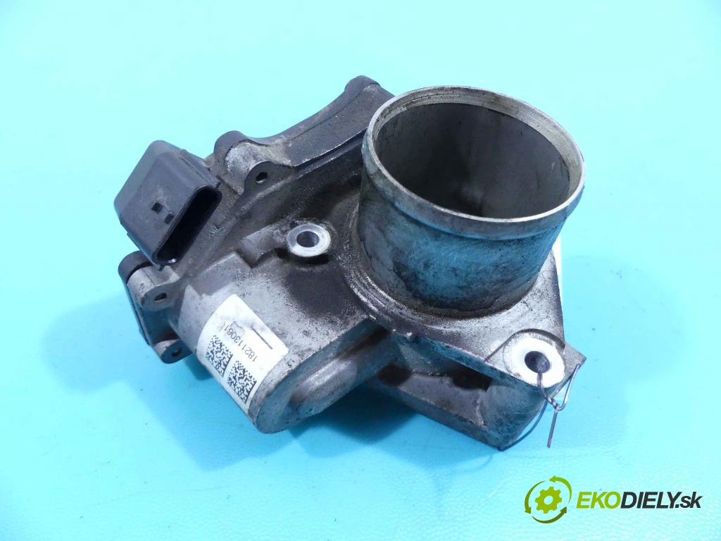 Renault Megane III 2008-2016 1.9 dci 131 HP manual 96 kW 1870 cm3 5- klapka 8200754913F (Škrtiace klapky)