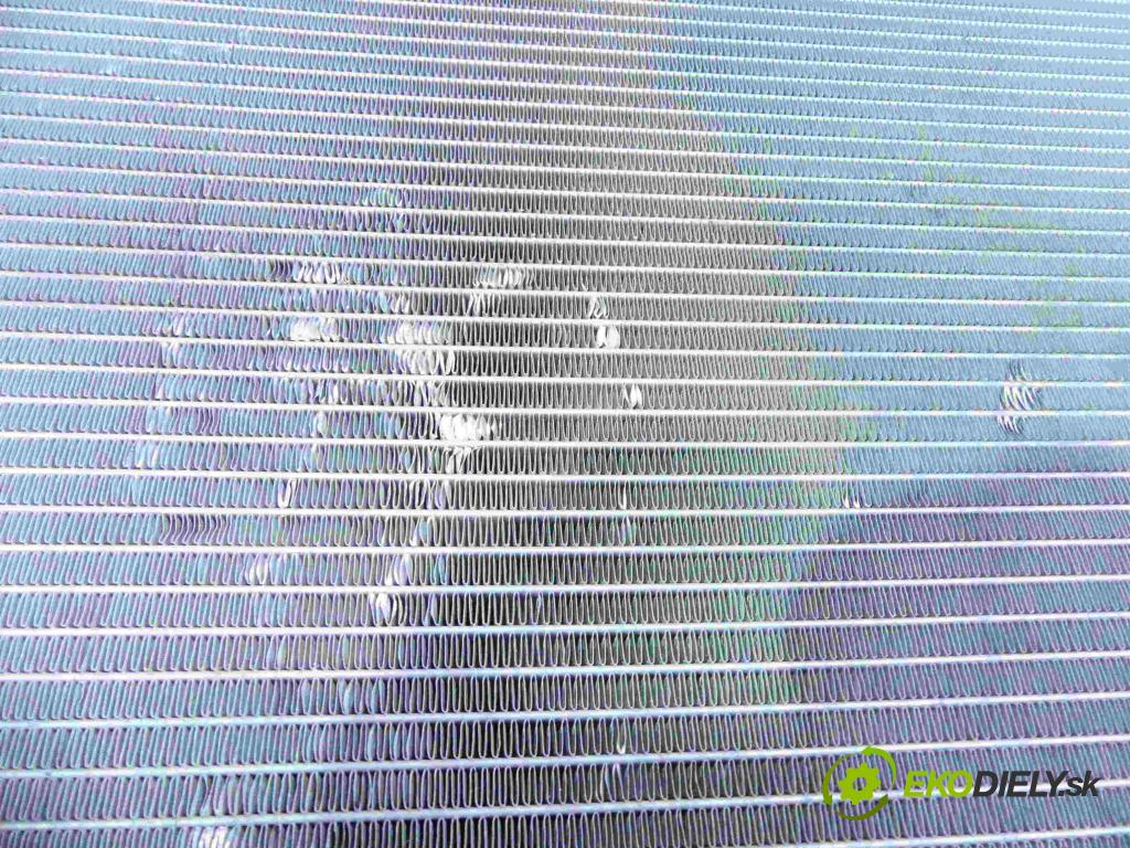 Renault Megane III 2008-2016 1.9 dci 131 HP manual 96 kW 1870 cm3 5- chladič 735182 (Chladiče)