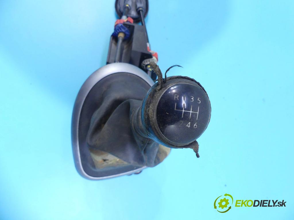 Nissan Qashqai J10 2006-2013 1.5 dci 106 HP manual 78 kW 1461 cm3 5- Páka: Změny: stupeň,rýchlosť  (Rýchlostné páky / kulisy)