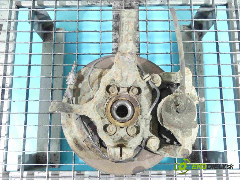 Nissan Qashqai J10 2006-2013 1.5 dci 106 HP manual 78 kW 1461 cm3 5- náboj ľavé  (Náboje)