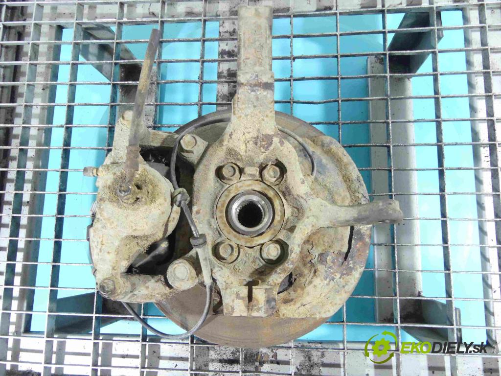 Nissan Qashqai J10 2006-2013 1.5 dci 106 HP manual 78 kW 1461 cm3 5- náboj pravé (Náboje)