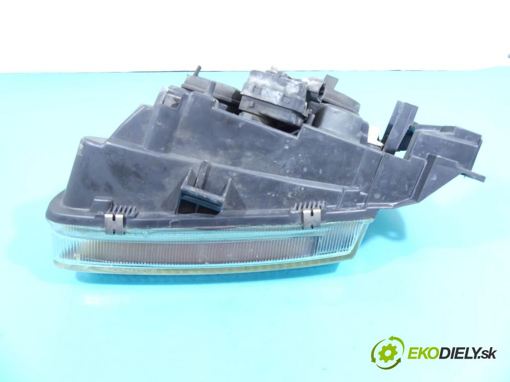 Nissan Almera N16 2000-2006 1.5 16v 90 HP manual 66 kW 1498 cm3 5- Reflektor: pravý 89003330 (Pravé)