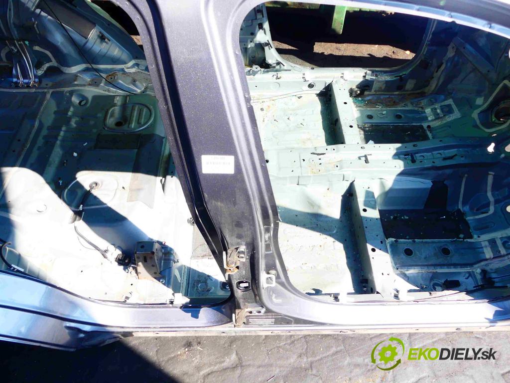 Mitsubishi Outlander III 2012-2022 2.0 16v 150 hp automatic 110 kW 1998 cm3 5- práh pravý  (Ostatní)