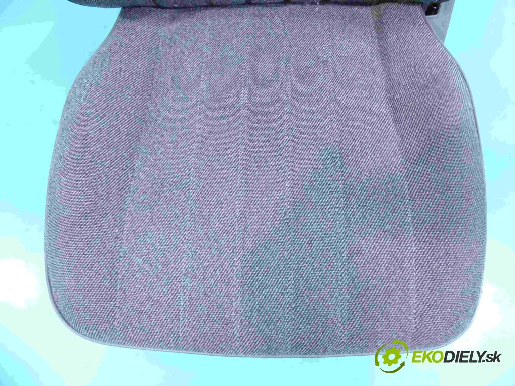 Nissan Micra K10 1982-1992 1.2 karburátor: 54 HP manual 40 kW 1235 cm3 3- Sedačka ľavý  (Sedačky, sedadlá)