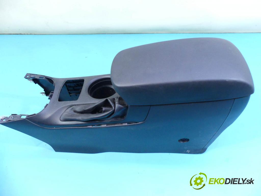 Mazda CX-5 2012-2017 2.0 B 16V 160 HP automatic 118 kW 1998 cm3 5- operadlo KD45-64441 (Lakťové opierky)