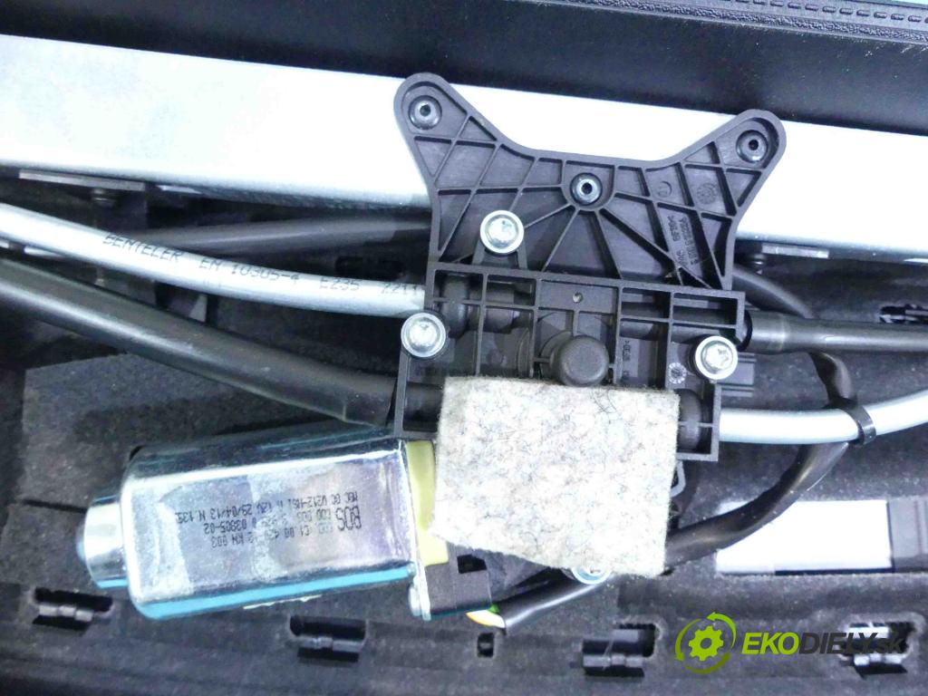 Mercedes CLS II C218 2010-2018 3.0 cdi 265KM automatic 195 kW 2987 cm3 4- roleta A2186900449 (Rolety kufra)