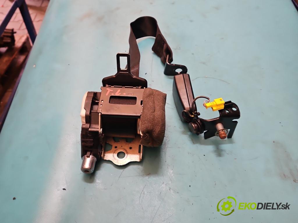 Mercedes CLS II C218 2010-2018 3.0 cdi 265KM automatic 195 kW 2987 cm3 4- stěna bezpečnost zadní levý 34180365