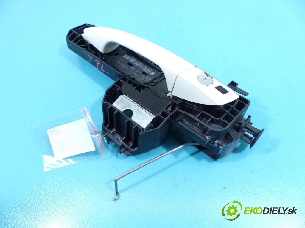 Mercedes CLS II C218 2010-2018 3.0 cdi 265KM automatic 195 kW 2987 cm3 4- rukoväť predné ľavé mimo: A2047602334 (Vonkajšie predné ľavé)