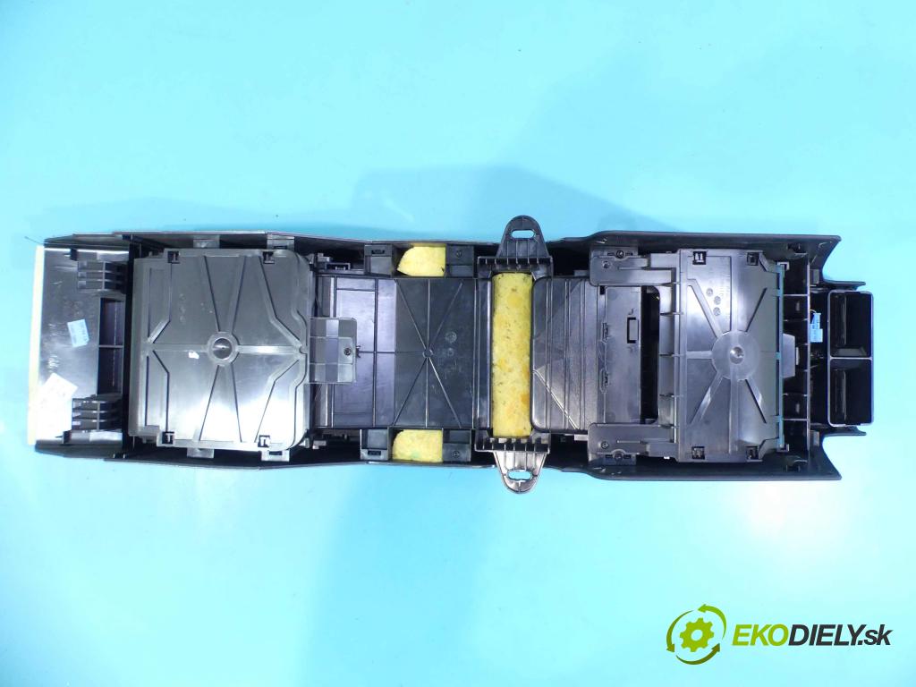 Mercedes CLS II C218 2010-2018 3.0 cdi 265KM automatic 195 kW 2987 cm3 4- operadlo A2188600030 (Lakťové opierky)