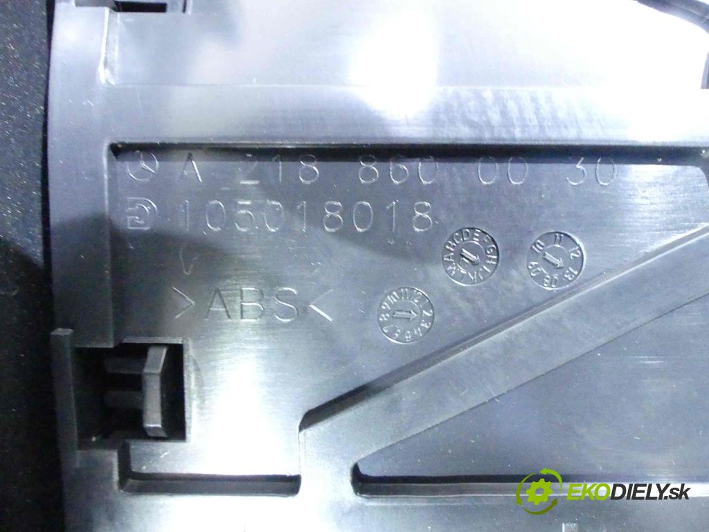 Mercedes CLS II C218 2010-2018 3.0 cdi 265KM automatic 195 kW 2987 cm3 4- operadlo A2188600030 (Lakťové opierky)