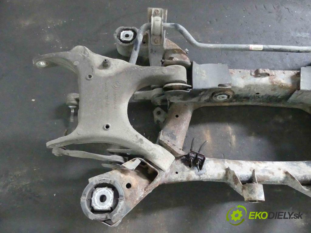 Bmw X5 E70 2006-2013 3.0d 306KM automatic 225 kW 2993 cm3 5- zadní výztuha