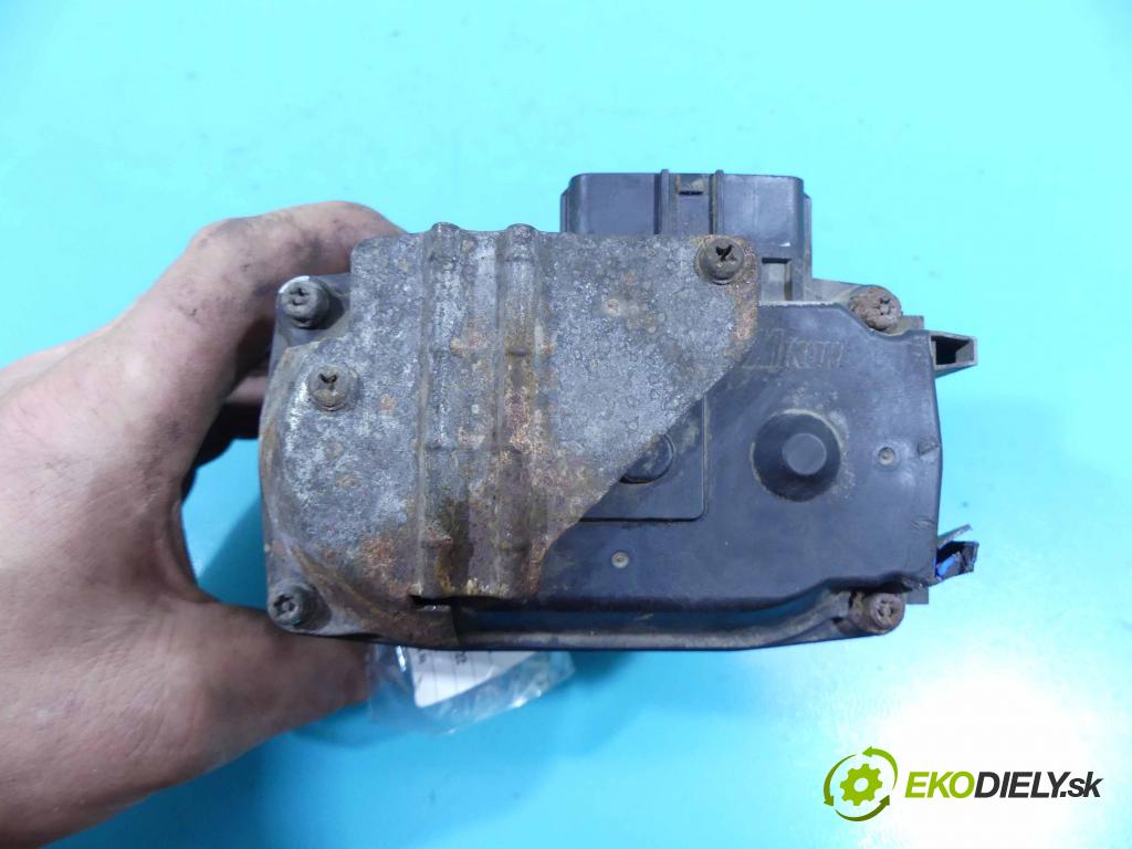 Mitsubishi Outlander III 2012-2022 2.0 16v 150 HP automatic 110 kW 1998 cm3 5- klapka  (Škrtiace klapky)