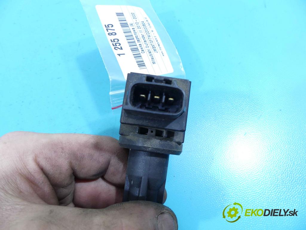 Mitsubishi Outlander III 2012-2022 2.0 16v 150 HP automatic 110 kW 1998 cm3 5- cievka zapaľovacia 1832A062 (Zapaľovacie cievky, moduly)