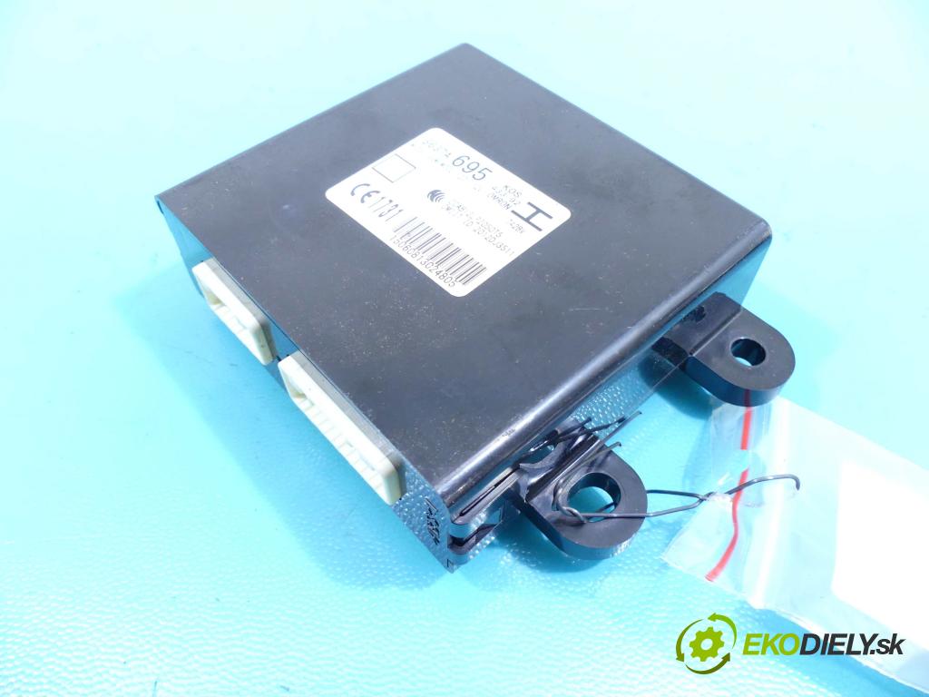 Mitsubishi Outlander III 2012-2022 2.0 16v 150 HP automatic 110 kW 1998 cm3 5- modul riadiaca jednotka 8637A695 (Ostatné)