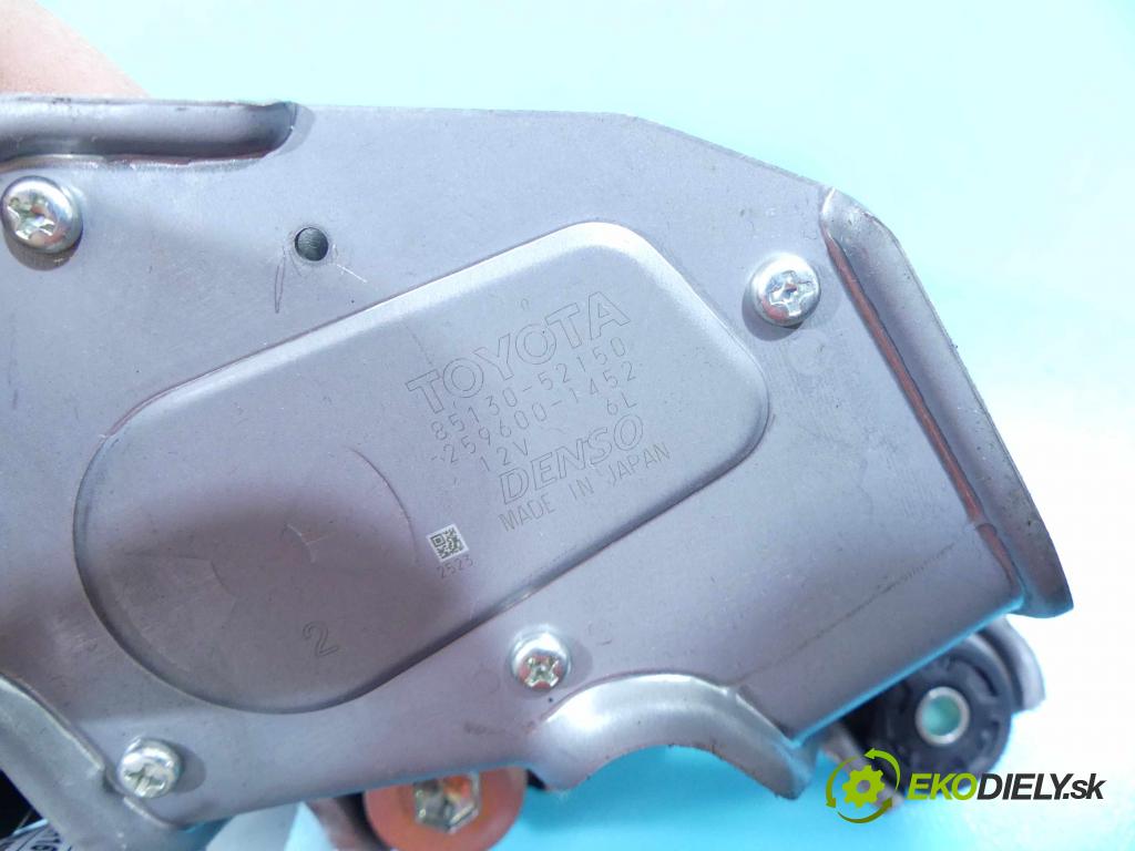 Toyota Urban Cruiser 1.3 vvti 101 HP manual 74 kW 1329 cm3 5- motor stieračov zadné 85130-52150