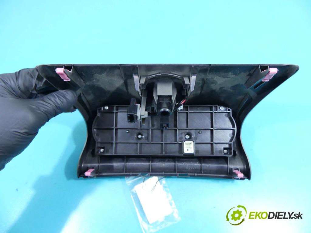 Toyota Urban Cruiser 1.3 vvti 101 HP manual 74 kW 1329 cm3 5- panel kúrenia 75D323