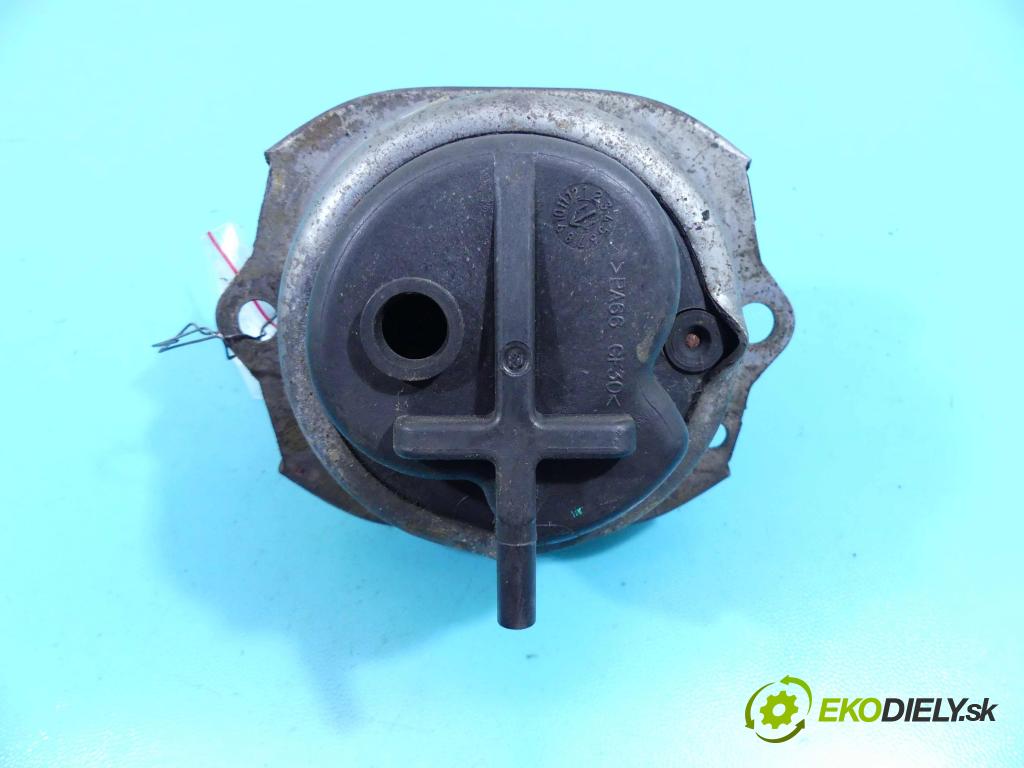 Bmw X5 E70 2006-2013 3.0d 306KM automatic 225 kW 2993 cm3 5- airbag motora 679541801 (Držiaky motora)