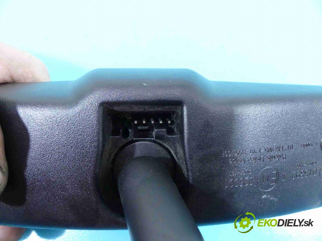 Nissan X-trail III T32 2013-2021 1.6 dci 131 hp manual 96 kW 1598 cm3 5- zpětné zrcátko vnitřní  (Světla vnitřní)