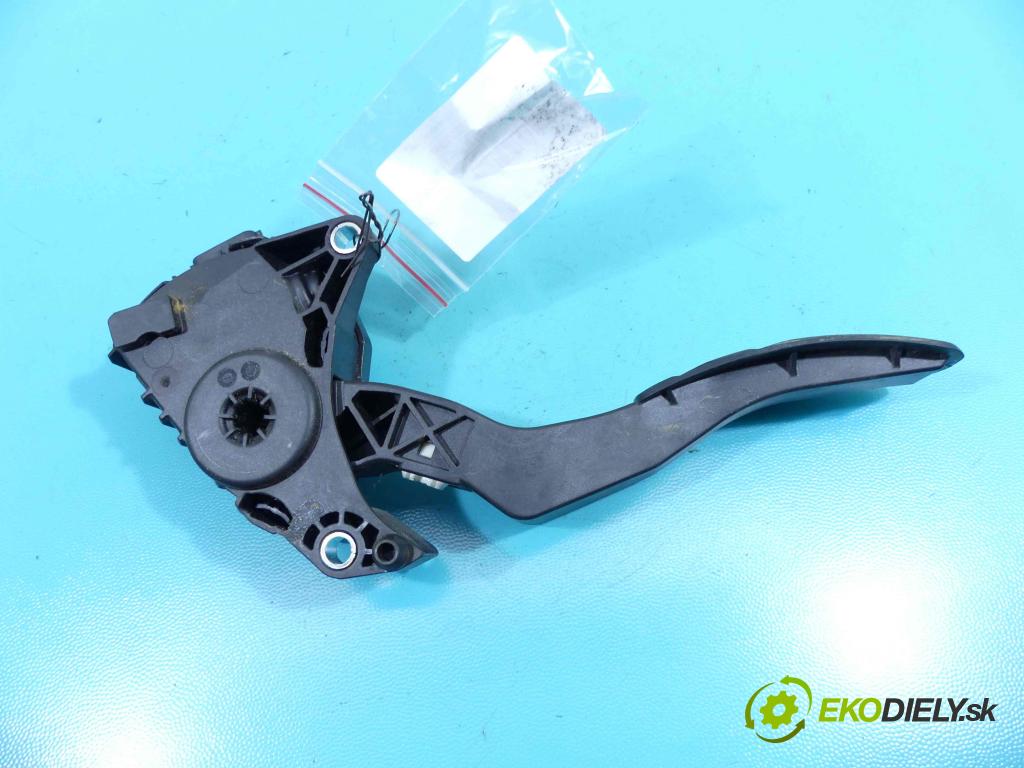 Nissan X-trail III T32 2013-2021 1.6 dci 131 HP manual 96 kW 1598 cm3 5- pedále 6PV312404-00 (Pedále)