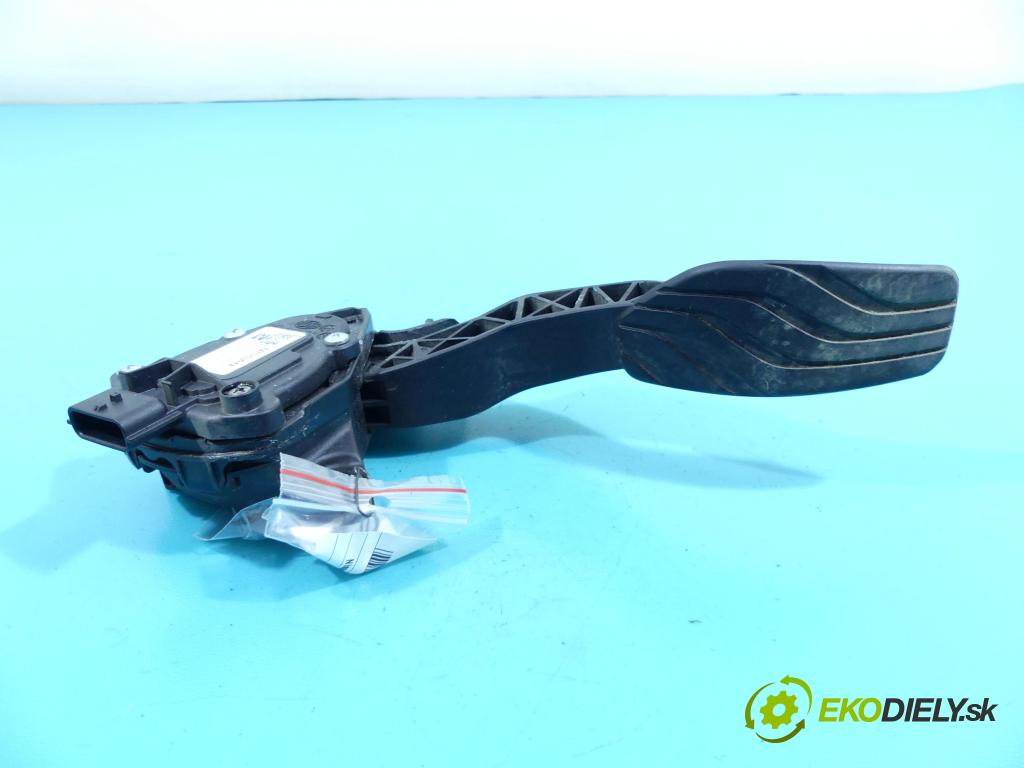 Nissan X-trail III T32 2013-2021 1.6 dci 131 HP manual 96 kW 1598 cm3 5- pedále 6PV312404-00 (Pedále)