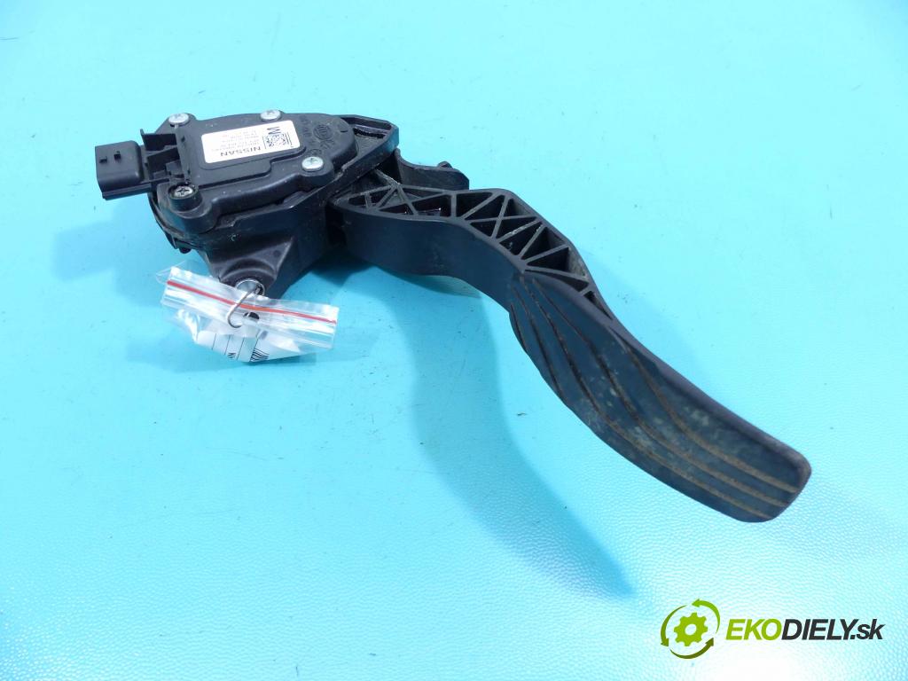 Nissan X-trail III T32 2013-2021 1.6 dci 131 HP manual 96 kW 1598 cm3 5- pedále 6PV312404-00 (Pedále)