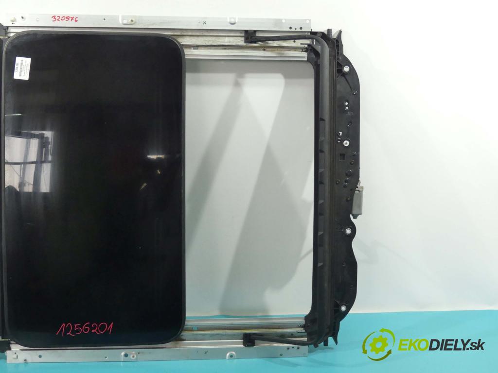 Mercedes CLS II C218 2010-2018 3.0 cdi 265KM automatic 195 kW 2987 cm3 4- Střešní okno: A21878006299 (Okna karoserie)