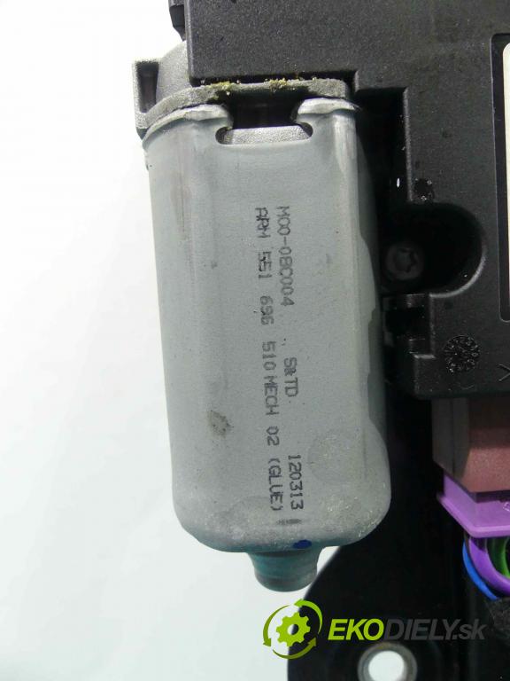 Mercedes CLS II C218 2010-2018 3.0 cdi 265KM automatic 195 kW 2987 cm3 4- Střešní okno: A21878006299 (Okna karoserie)