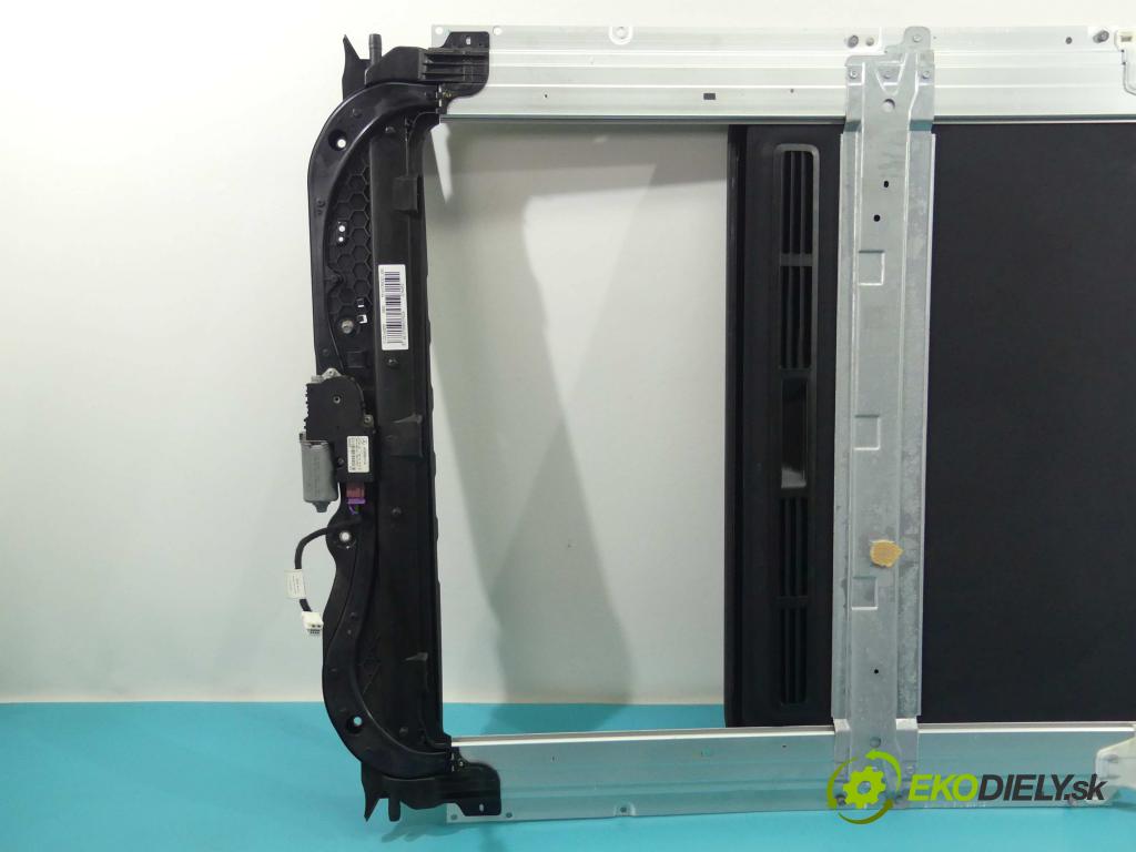 Mercedes CLS II C218 2010-2018 3.0 cdi 265KM automatic 195 kW 2987 cm3 4- Střešní okno: A21878006299 (Okna karoserie)