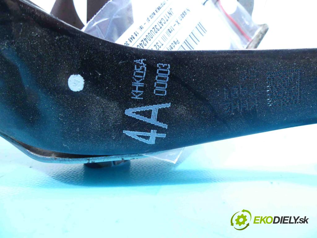 Nissan X-trail III T32 2013-2021 1.6 dci 131 HP manual 96 kW 1598 cm3 5- pedále  (Pedále)