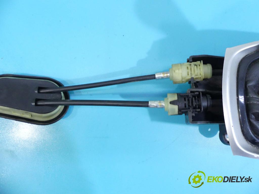 Nissan X-trail III T32 2013-2021 1.6 dci 131 HP manual 96 kW 1598 cm3 5- Páka: Změny: stupeň,rýchlosť  (Rýchlostné páky / kulisy)