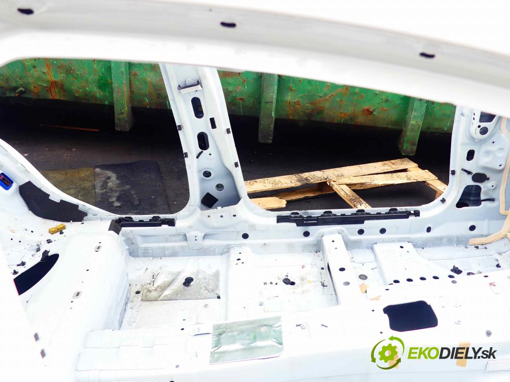 Mercedes CLS II C218 2010-2018 3.0 cdi 265KM automatic 195 kW 2987 cm3 4- práh levý  (Ostatní)