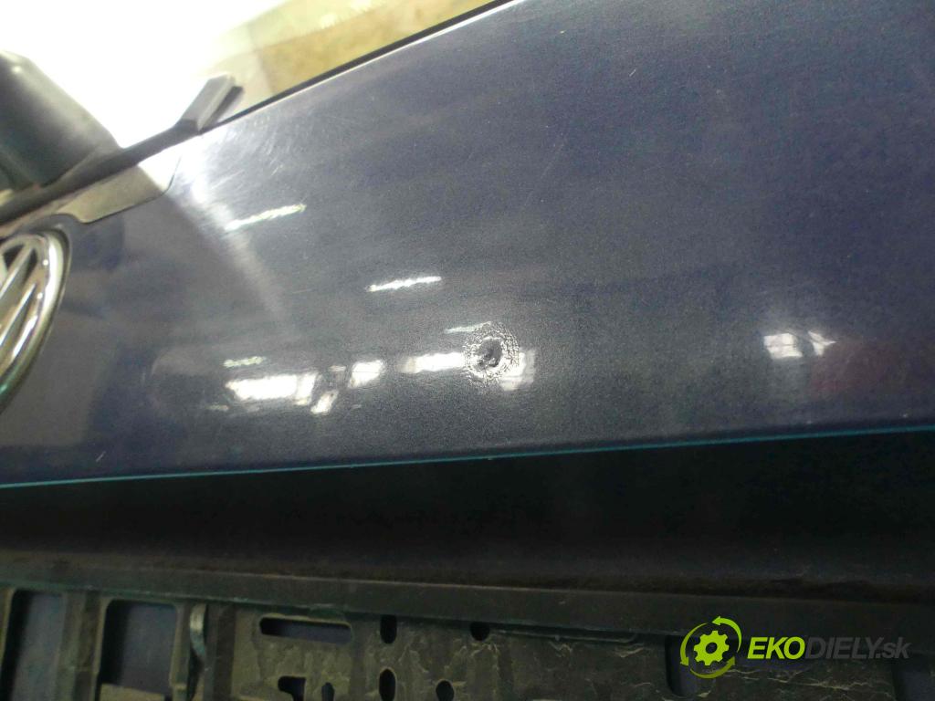 Vw Passat B4 1993-1997 1.8 90 hp manual 66 kW 1781 cm3 5- zadní kufrové dveře  (Zadní kapoty)