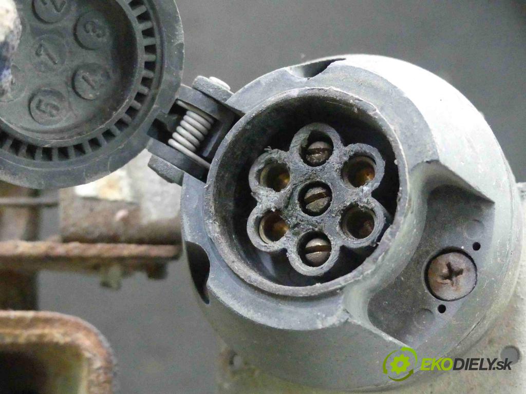 Opel Omega B 1994-2003 2.0 16v 136hp manual 100 kW 1998 cm3 4- oko tažné