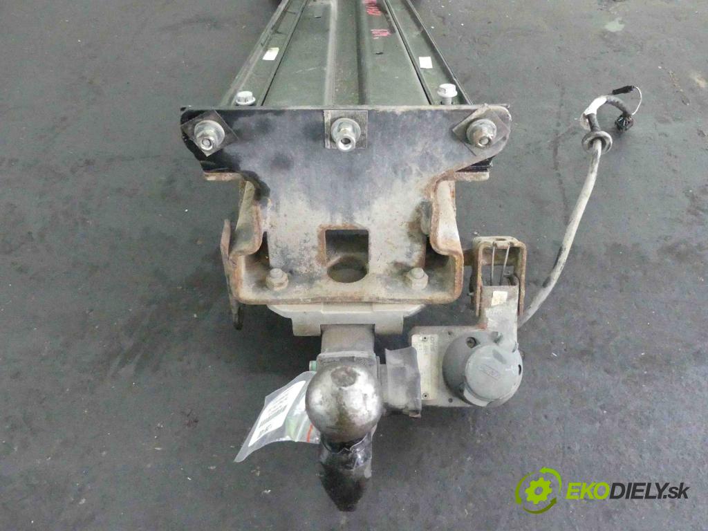 Opel Omega B 1994-2003 2.0 16v 136hp manual 100 kW 1998 cm3 4- oko tažné