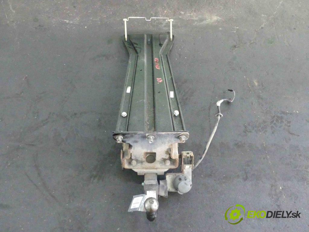 Opel Omega B 1994-2003 2.0 16v 136hp manual 100 kW 1998 cm3 4- oko tažné 