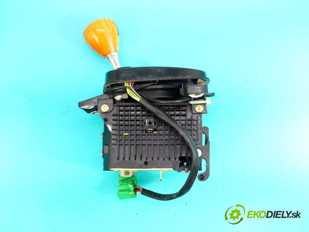 Jaguar XJ VII X350 2002-2009 4.2 V8 298KM: automatic 219 kW 4196 cm3 4- Páka: Změny: stupeň,rýchlosť 2W93-7K004-AL (Rýchlostné páky / kulisy)