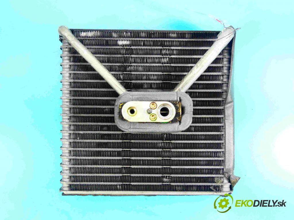 Jaguar XJ VII X350 2002-2009 4.2 V8 298KM: automatic 219 kW 4196 cm3 4- radiator MF447500-1870 (Radiátory kúrenia)