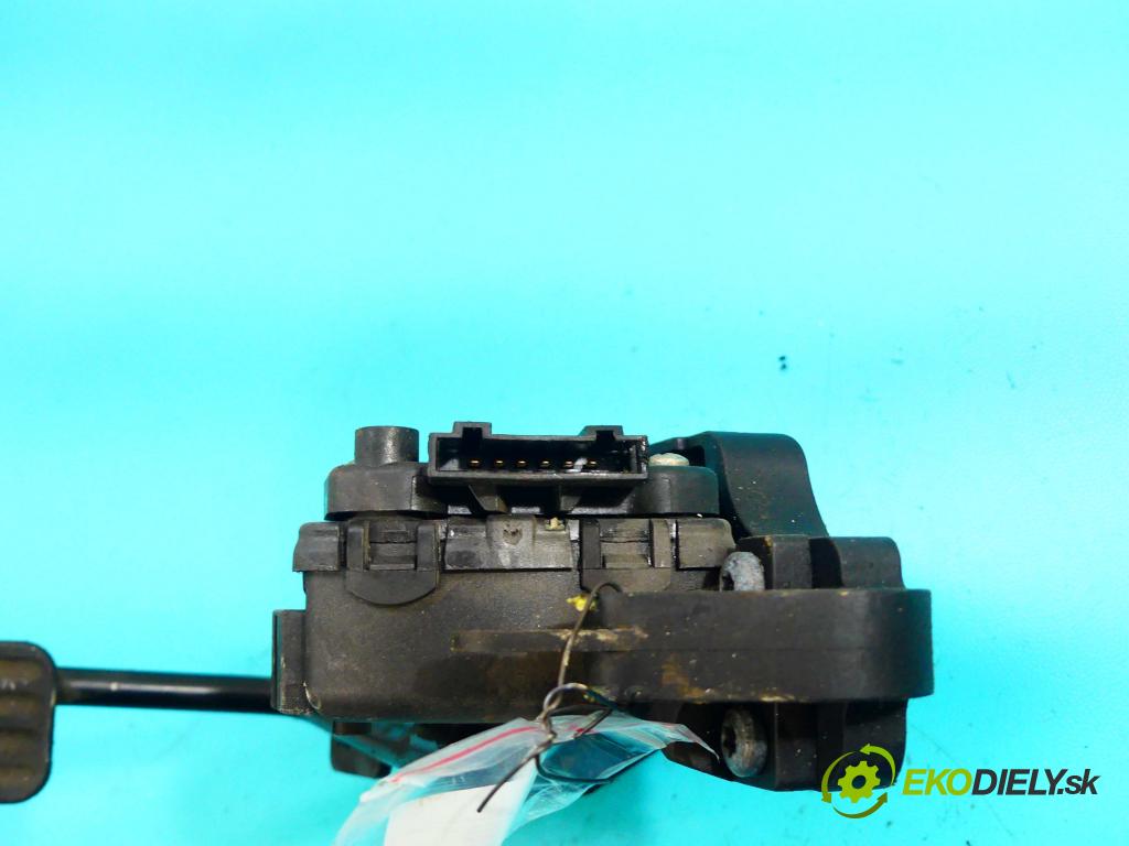 Jaguar XJ VII X350 2002-2009 4.2 V8 298KM: automatic 219 kW 4196 cm3 4- pedále 6PV008737-02 (Pedále)