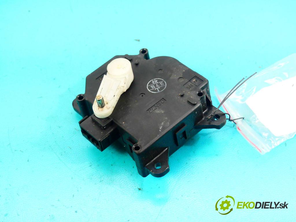 Jaguar XJ VII X350 2002-2009 4.2 V8 298KM: automatic 219 kW 4196 cm3 4- motor: kúrenia 063700-8630