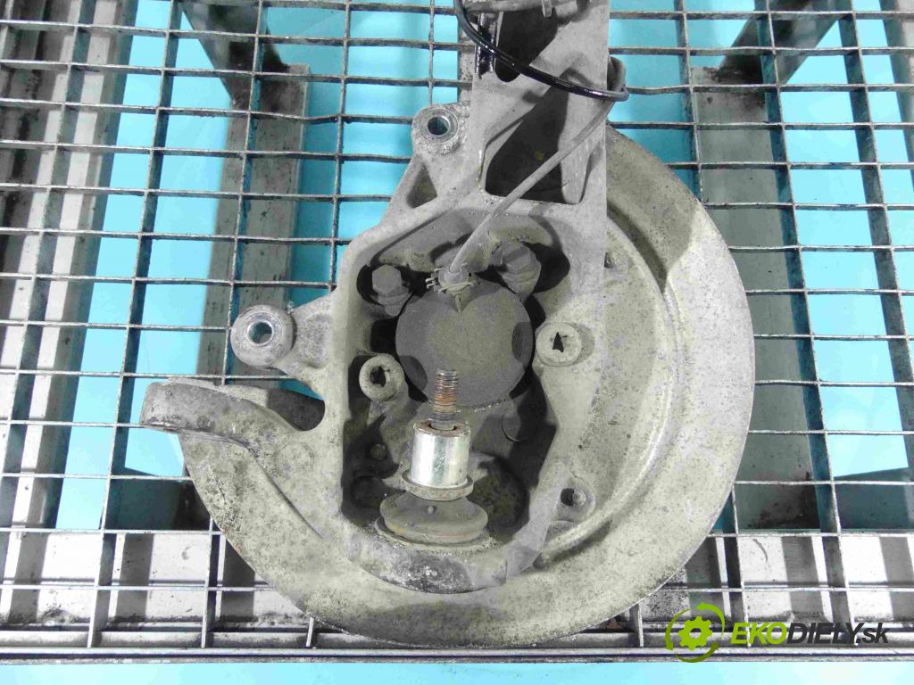 Jaguar XJ VII X350 2002-2009 4.2 V8 298KM: automatic 219 kW 4196 cm3 4- náboj ľavé  (Náboje)