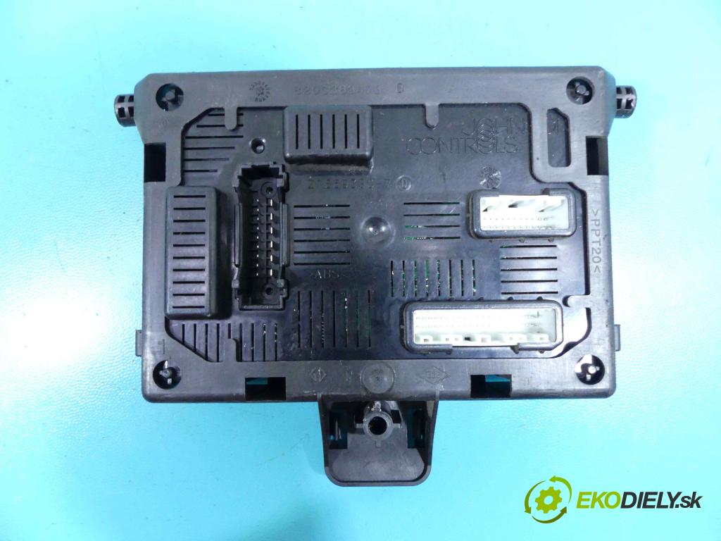 Renault Clio III 2005-2012 1,2.0 16v 75 HP manual 55 kW 1149 cm3 5- modul riadiaca jednotka 8200652284A (Ostatné)