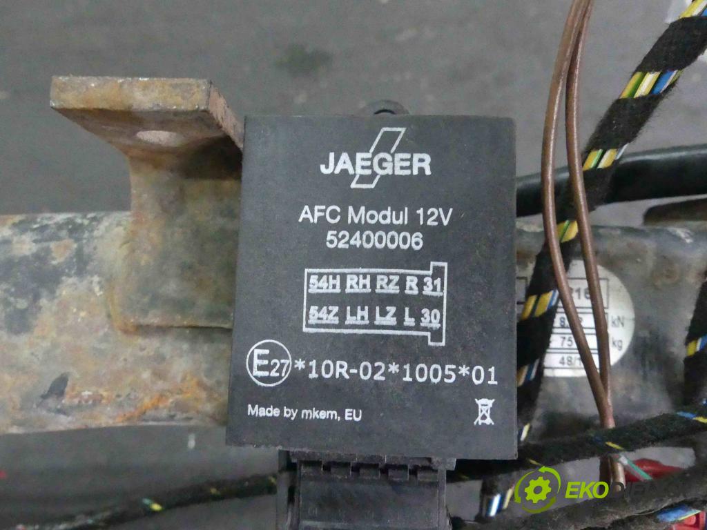 Mazda Premacy 1.8 16v 101 hp manual 74 kW 1840 cm3 5- oko tažné 52400006