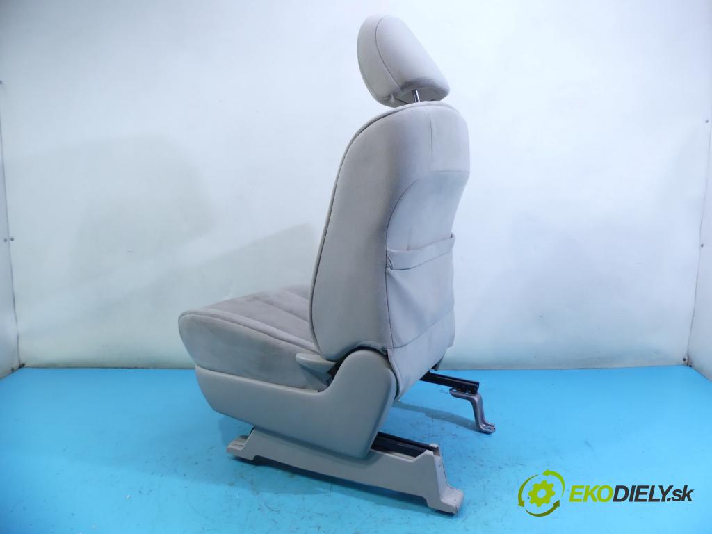 Toyota Estima III 2006-2019 2.4 vvti 170 HP automatic 125 kW 2399 cm3 5- Sedačka ľavý  (Sedačky, sedadlá)